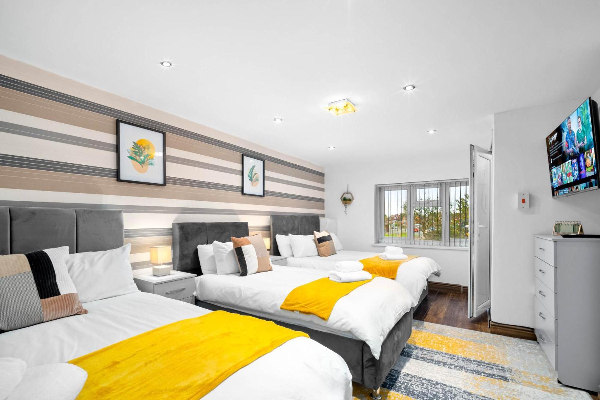 Modern 18 Guest Large Home In Solihull - Near Nec, Jlr, Hs2 And Bhx เบอร์มิงแฮม ภายนอก รูปภาพ